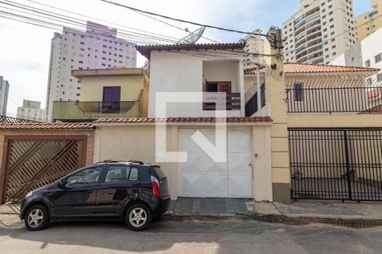 Fachada de casa à venda com 3 quartos, 400m² em Chora Menino, São Paulo