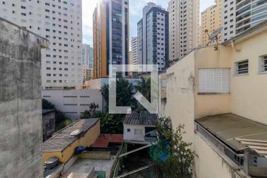 Vista da Varanda do Quarto 1 de casa à venda com 3 quartos, 400m² em Chora Menino, São Paulo