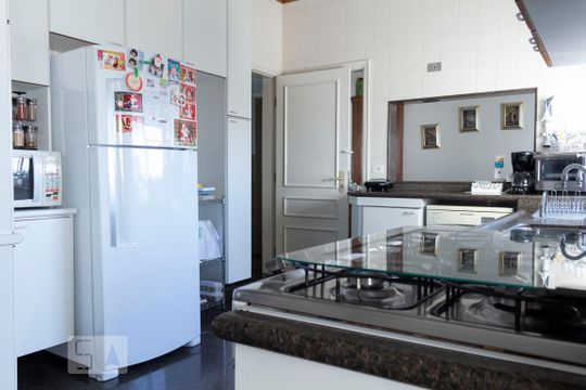 Cozinha de apartamento à venda com 4 quartos, 272m² em Vila Mariana, São Paulo