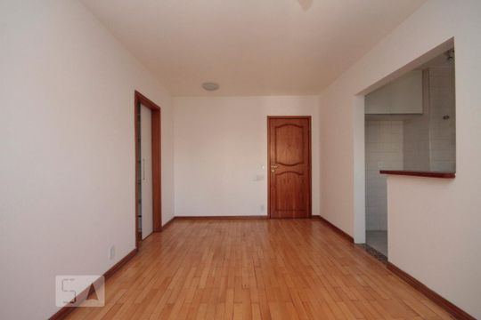 Sala de apartamento para alugar com 1 quarto, 40m² em Higienópolis, São Paulo