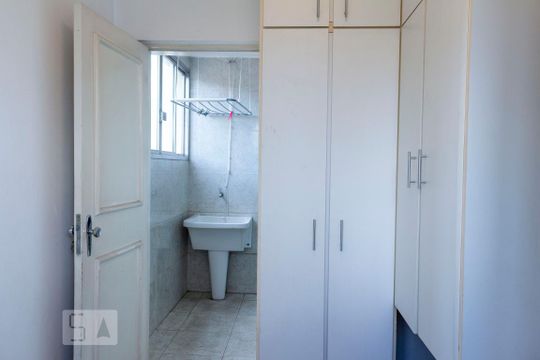 Quarto de Serviço de apartamento à venda com 4 quartos, 200m² em Vila Mariana, São Paulo
