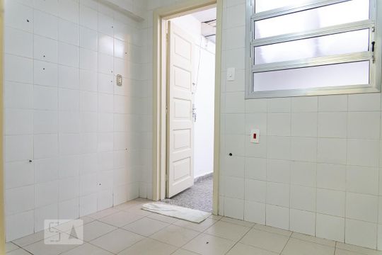 Cozinha de apartamento à venda com 2 quartos, 75m² em Vila Buarque, São Paulo