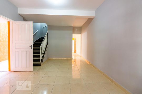Casa à venda com 2 quartos, 160m² em Vila Polopoli, São Paulo