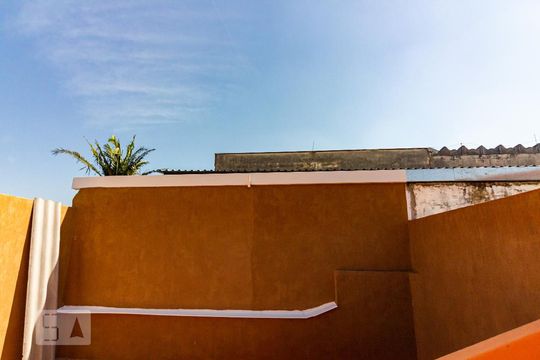 Vista de casa à venda com 2 quartos, 160m² em Vila Polopoli, São Paulo