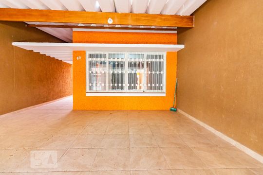 Garagem de casa à venda com 2 quartos, 160m² em Vila Polopoli, São Paulo