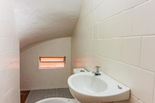 Lavabo de casa à venda com 2 quartos, 160m² em Vila Polopoli, São Paulo