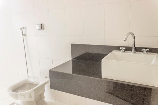 Banheiro quarto de casa para alugar com 4 quartos, 400m² em Jardim Morumbi, São Paulo