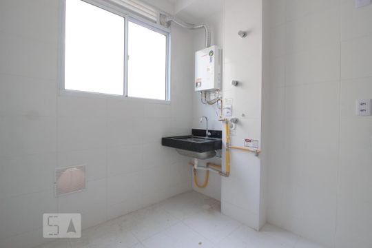 Cozinha de apartamento à venda com 2 quartos, 46m² em Jardim Íris, São Paulo