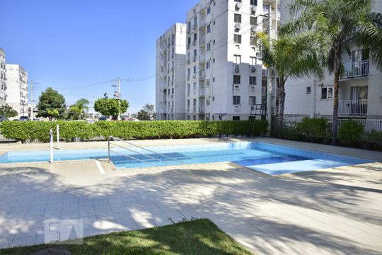 Área comum - Piscina de apartamento à venda com 2 quartos, 60m² em Taquara, Rio de Janeiro
