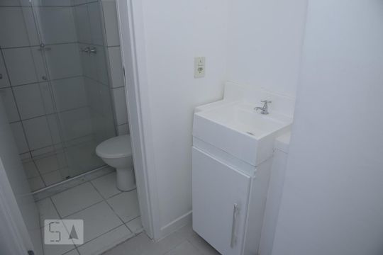 Banheiro Social de apartamento à venda com 2 quartos, 60m² em Taquara, Rio de Janeiro
