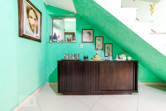 Sala de casa à venda com 4 quartos, 136m² em Vila Mazzei, São Paulo
