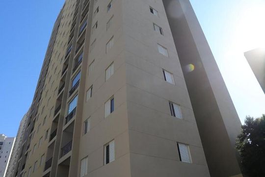 Fachada do bloco de apartamento para alugar com 2 quartos, 51m² em Umuarama, Osasco