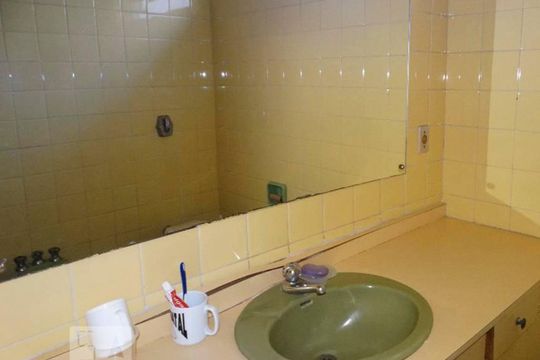 Banheiro Social de casa à venda com 3 quartos, 180m² em Saúde, São Paulo