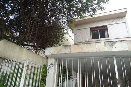 Fachada de casa à venda com 3 quartos, 180m² em Saúde, São Paulo