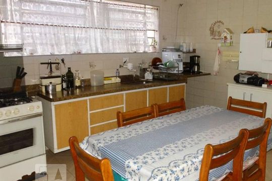 Cozinha de casa à venda com 3 quartos, 180m² em Saúde, São Paulo