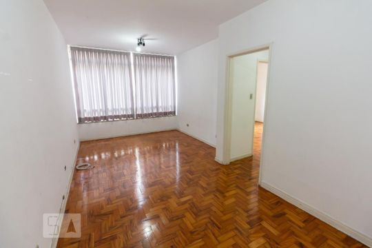 Apartamento para alugar com 2 quartos, 64m² em Perdizes, São Paulo