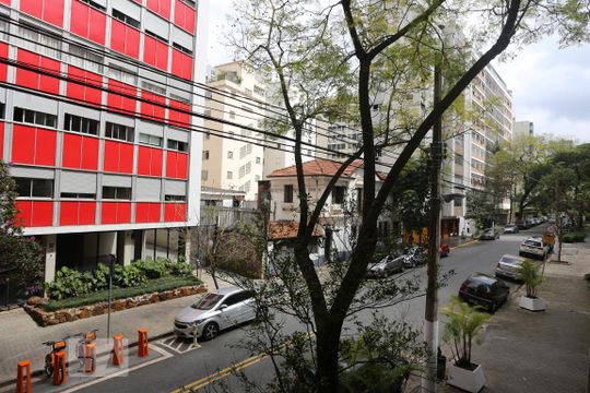 Vista de apartamento à venda com 3 quartos, 230m² em Higienópolis, São Paulo