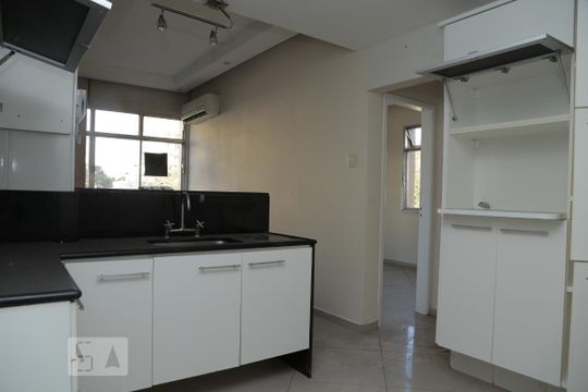 cozinha de apartamento à venda com 2 quartos, 70m² em Vila Isabel, Rio de Janeiro