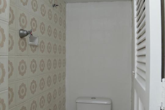 banheiro serviço de apartamento à venda com 2 quartos, 70m² em Vila Isabel, Rio de Janeiro