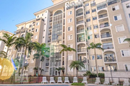 Fachada de apartamento à venda com 2 quartos, 54m² em Sítio da Figueira, São Paulo