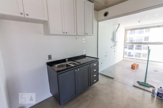 Cozinha de apartamento à venda com 1 quarto, 70m² em Vila Leopoldina, São Paulo