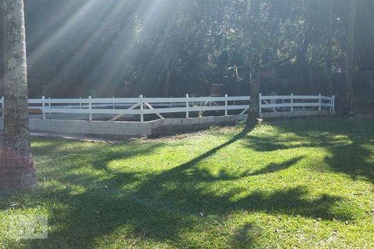 Casa à venda com 3 quartos, 400m² em Jardim Marajoara, Jundiaí
