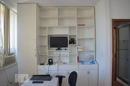 Quarto de apartamento à venda com 1 quarto, 50m² em Centro, Rio de Janeiro