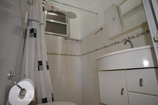 Banheiro de apartamento à venda com 1 quarto, 50m² em Centro, Rio de Janeiro