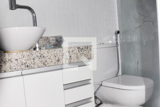 Banheiro Social de apartamento à venda com 3 quartos, 117m² em Casa Verde, São Paulo