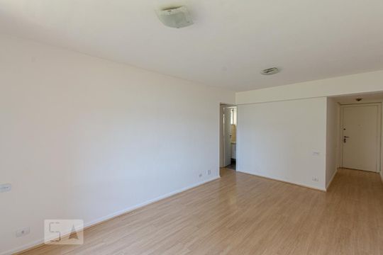 Sala de apartamento para alugar com 1 quarto, 70m² em Boa Viagem, Niterói