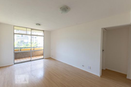 Apartamento para alugar com 1 quarto, 70m² em Boa Viagem, Niterói