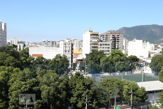 Vista da Sala de apartamento à venda com 3 quartos, 126m² em Vila Isabel, Rio de Janeiro