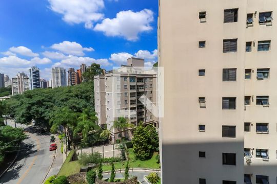 Vista do Quarto de apartamento para alugar com 2 quartos, 72m² em Paraíso do Morumbi, São Paulo
