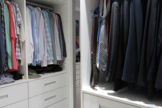 Closet da suíte 3 de casa à venda com 5 quartos, 580m² em Jardim São Bento, São Paulo