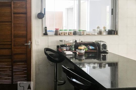 Casa de Condomínio à venda com 5 quartos, 258m² em Recreio dos Bandeirantes, Rio de Janeiro