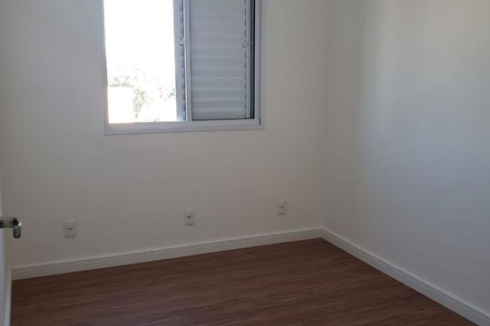 Quarto de apartamento para alugar com 2 quartos, 56m² em Vila Yara, Osasco