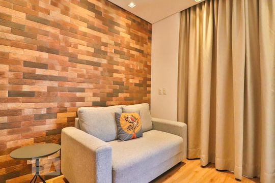 Sala de kitnet/studio para alugar com 1 quarto, 40m² em Sumarezinho, São Paulo