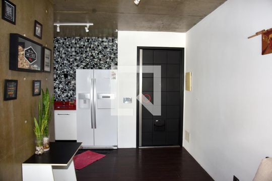 Cozinha de apartamento para alugar com 2 quartos, 70m² em Usina Piratininga, São Paulo