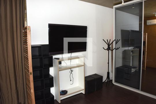 Quarto 1 de apartamento para alugar com 2 quartos, 70m² em Usina Piratininga, São Paulo