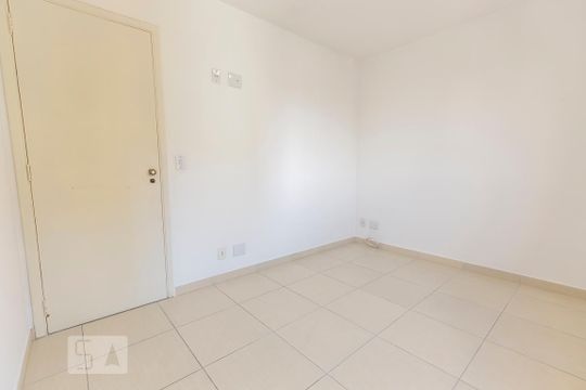Quarto 1 de apartamento à venda com 2 quartos, 50m² em Vila Mangalot, São Paulo