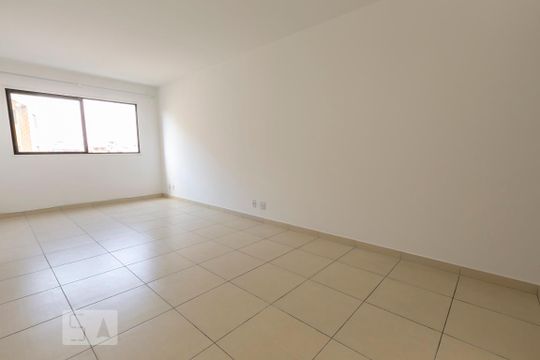 Sala de apartamento à venda com 2 quartos, 50m² em Vila Mangalot, São Paulo