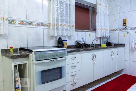Cozinha de casa à venda com 3 quartos, 200m² em Vila Vera, São Paulo