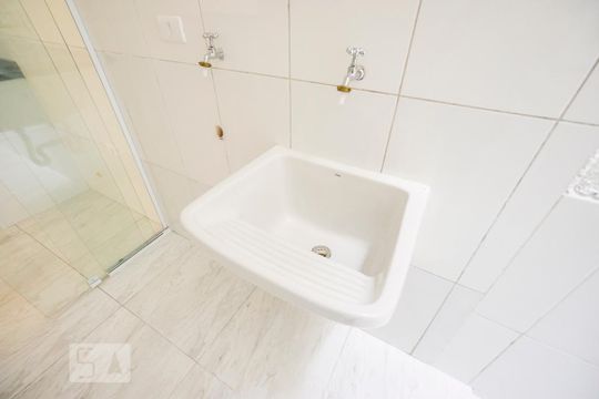 Detalhe área de serviço de apartamento para alugar com 2 quartos, 45m² em Chácara Mafalda, São Paulo