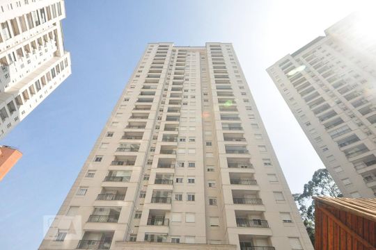 Fachada de apartamento para alugar com 3 quartos, 69m² em Vila Suzana, São Paulo