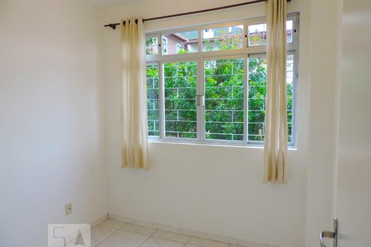 Quarto 1 de apartamento para alugar com 3 quartos, 65m² em Trindade, Florianópolis