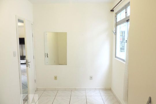 Quarto 3 de apartamento para alugar com 3 quartos, 65m² em Trindade, Florianópolis