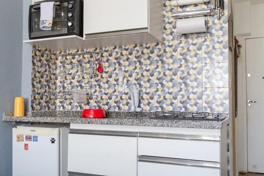 Cozinha de kitnet/studio para alugar com 1 quarto, 30m² em República, São Paulo