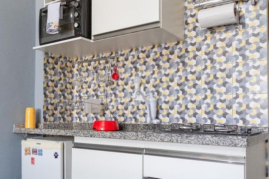 Cozinha de kitnet/studio para alugar com 1 quarto, 30m² em República, São Paulo