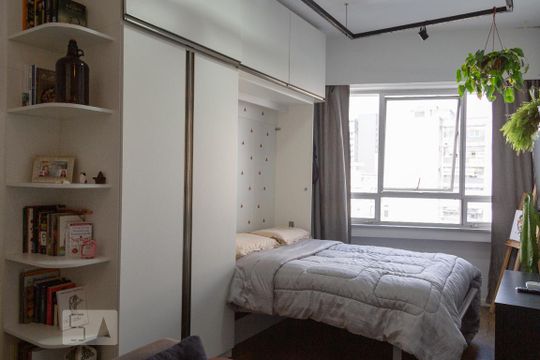 Kitnet/Studio para alugar com 1 quarto, 30m² em República, São Paulo