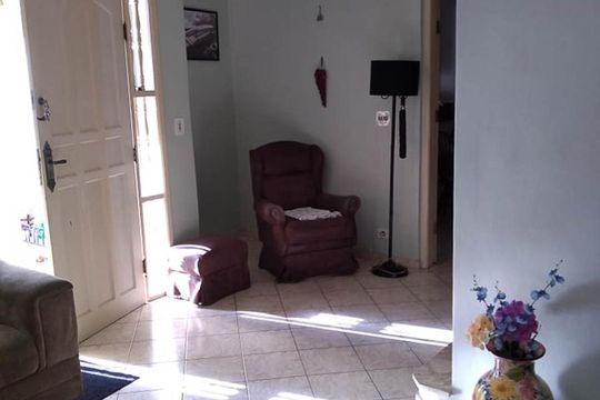 Sala de casa à venda com 2 quartos, 160m² em Jardim Morro Verde, São Paulo